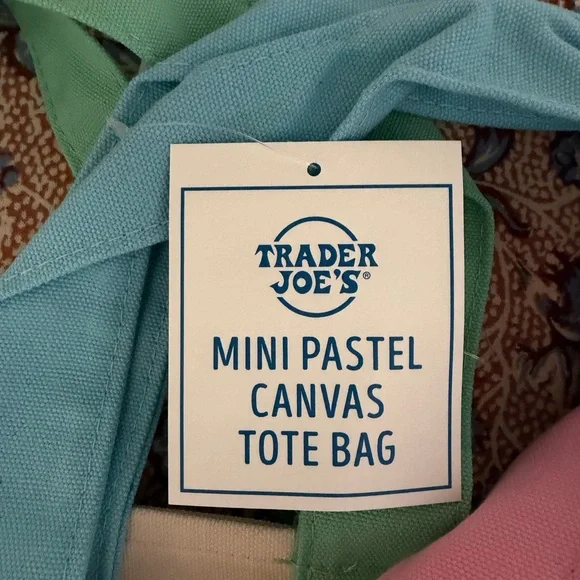 🔘Canvas Tote Bags.   4 NWT - Picture 2 of 3